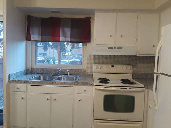 5th image of 18W176 Buckingham Ln