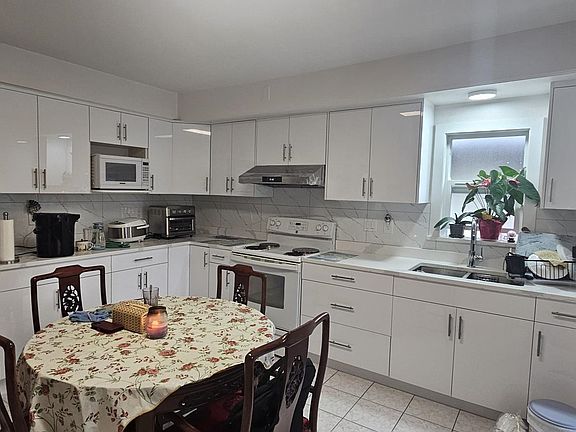 4th image of 5350 Cecil St