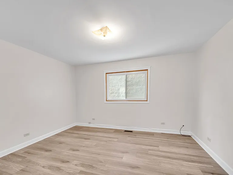 11136 S Kedzie Ave #2 — Photo 10