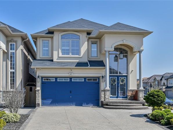 97 Chartwell Cir, Hamilton, ON L9A 0C4