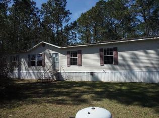 18213 Crowson Ln, Fountain, FL 32438