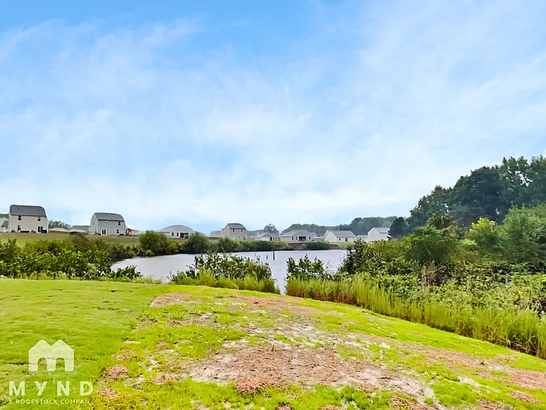 72 Royal Meadow Dr — Photo 25