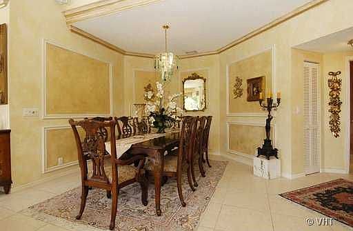 Formal Dinning Room