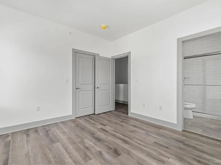 75 Forester Ave #Townhouse 2 — Photo 9