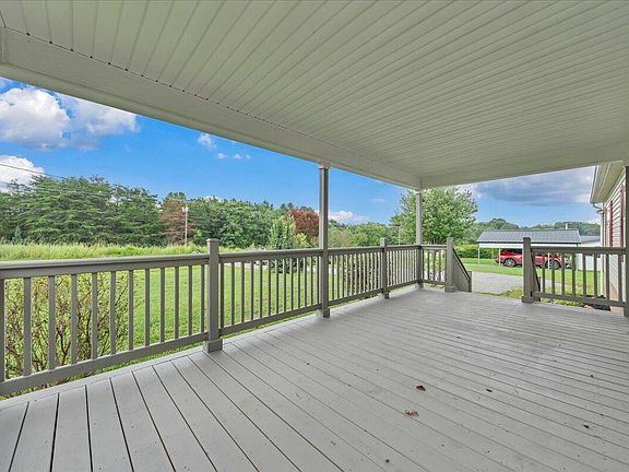 4th image of 8445 Truevine Rd