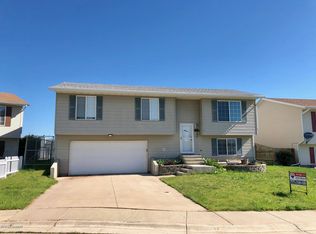 812 Sutherland Cove Ln, Gillette, WY 82718