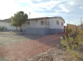 135 E Gaviland St, Searchlight, NV 89046