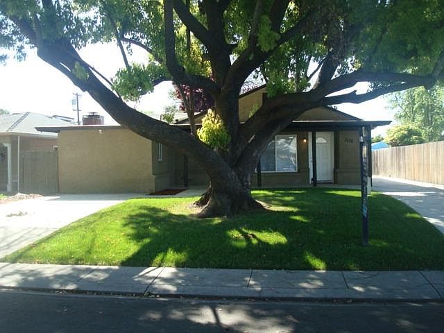 1st image of 3138 W Sonoma Ave