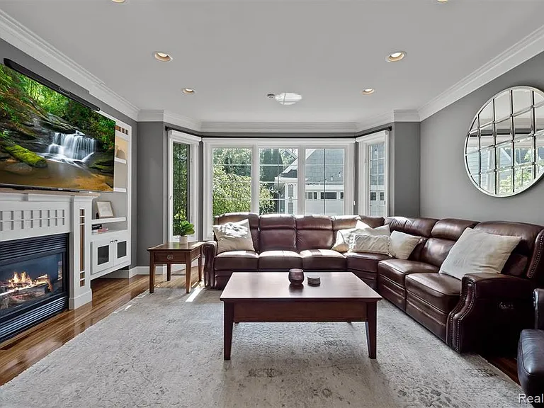 1400 Holland St — Photo 9