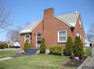 302 Mariaville Rd, Schenectady, NY 12306