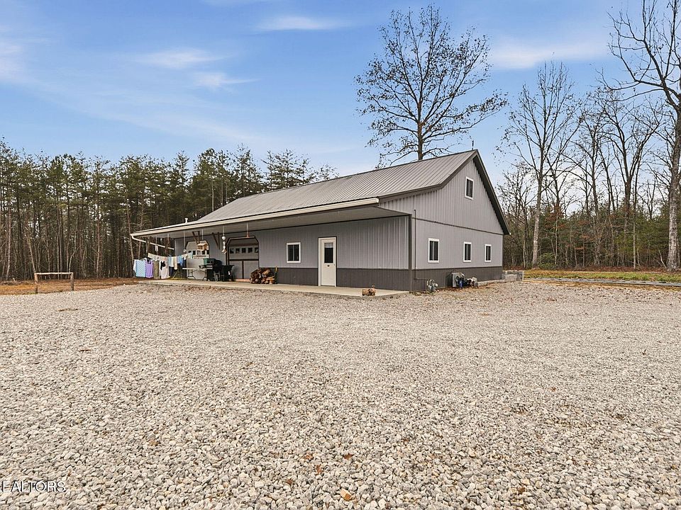 1st image of 337 Collins Tpke