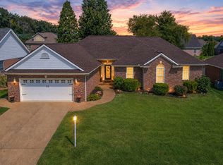 2742 Charlestown Ct, Evansville, IN 47725