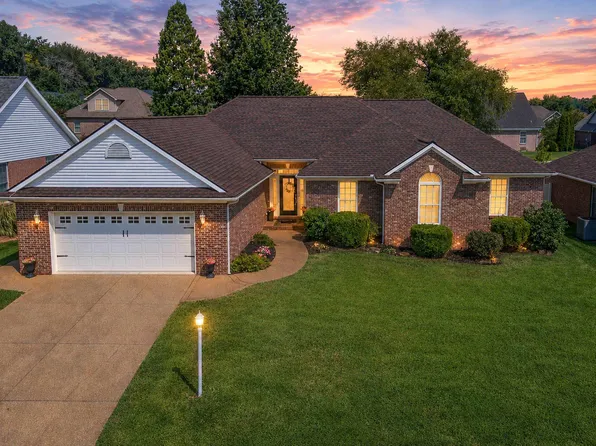2742 Charlestown Ct, Evansville, IN 47725