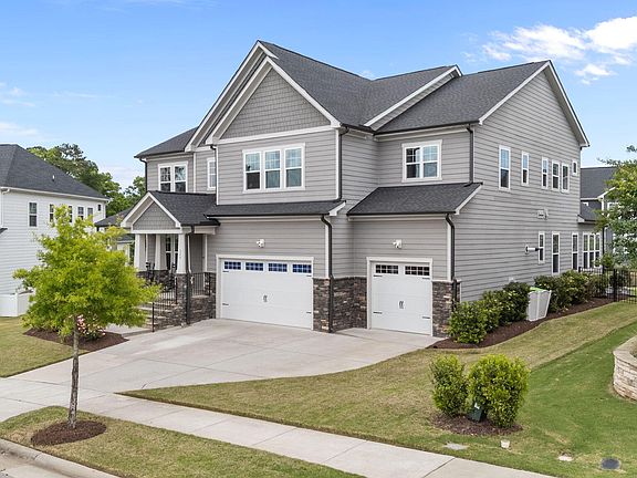 2nd image of 369 Golf Vista Trl