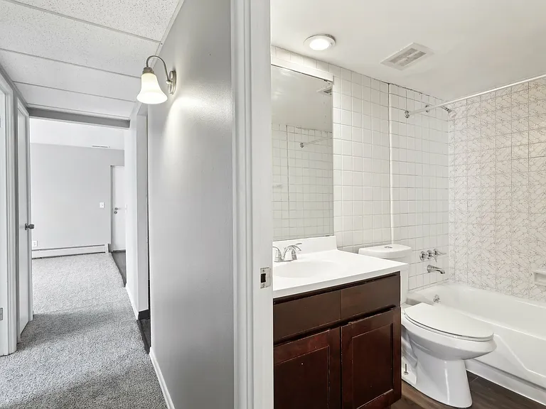 Montana Ridge Apartments — Photo 14