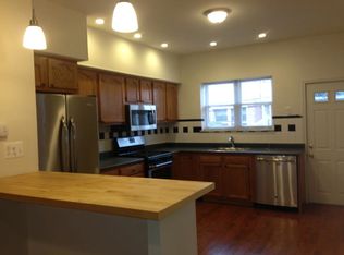 2016 S 17th St, Philadelphia, PA 19145