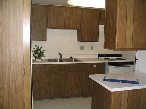 1st image of 138 S Mill St APT 5