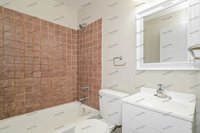 1213 Addison Dr — Photo 9