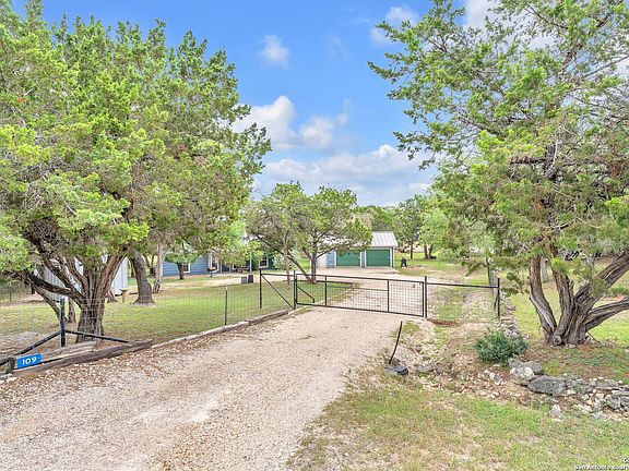 2nd image of 109 WOODY WAY