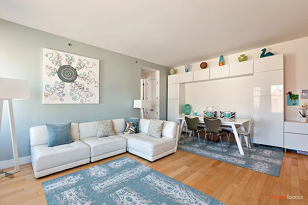 Sold by Modern Spaces | media 11