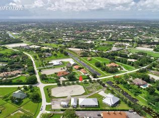 2070 Appaloosa Trl, Wellington, FL 33414