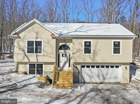 114 Mountain Lodge Dr, Winchester, VA 22602