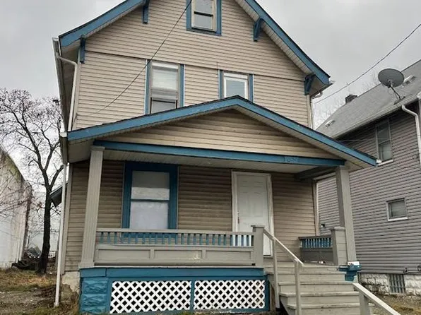 564 E Crosier St, Akron, OH 44311