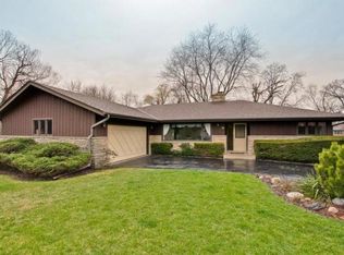 14 Orchard St, Round Lake, IL 60073