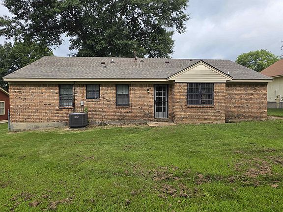 2nd image of 4280 Mikewood Dr