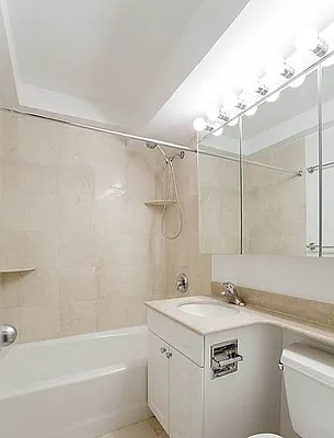 Rented by Compass | media 31