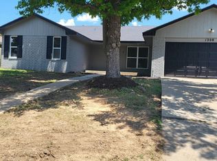 1308 Willow Brook St, Ada, OK 74820