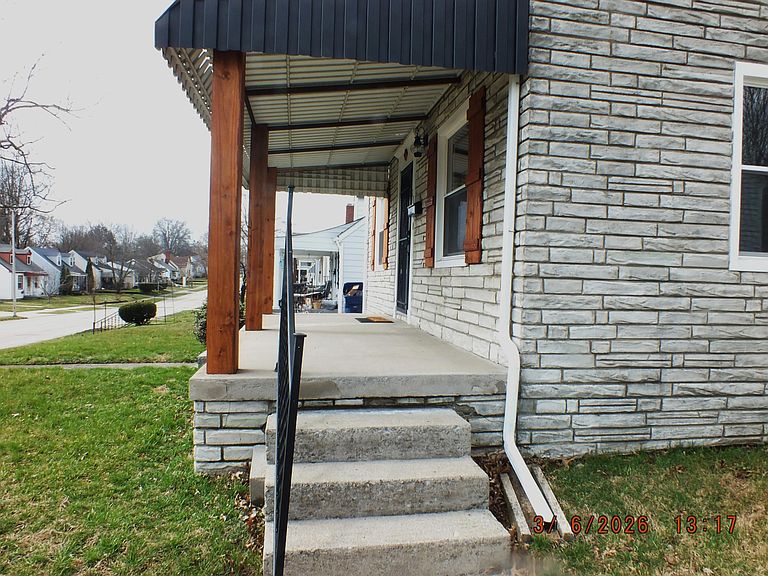 Listing photo 4