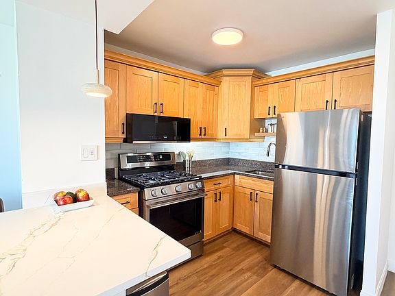 Kitchen equipped with everything you need to become a chef!