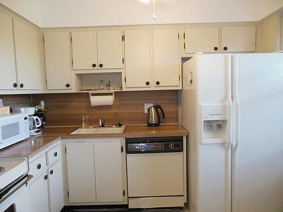 5th image of 4020 W Palm Aire Dr APT 505