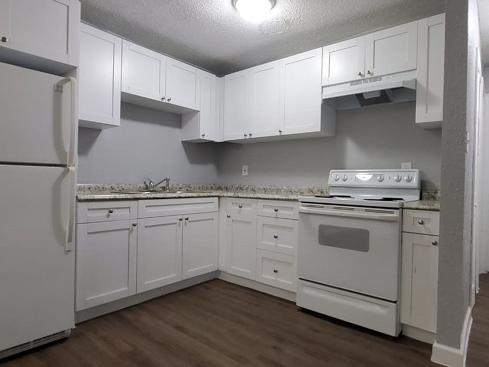 1st image of 8314 Croton Ave