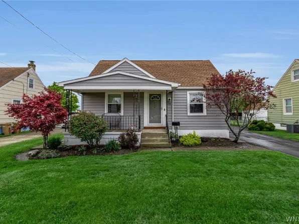 26 Linden St, Cheektowaga, NY 14206
