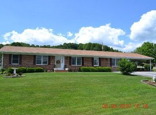 19390 Stone Mountain Rd, Abingdon, VA 24210