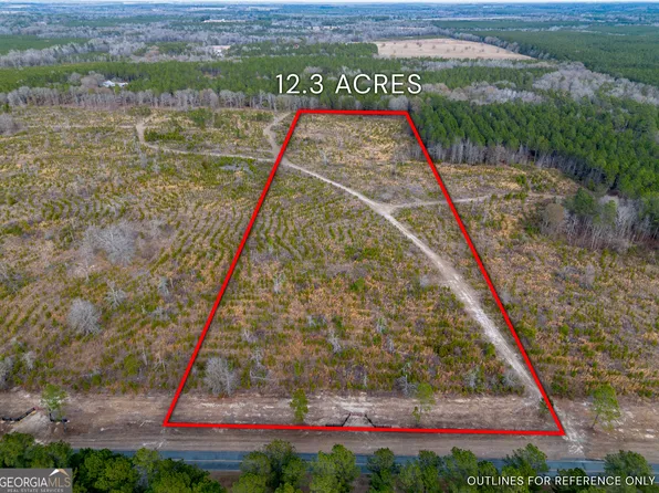 4 Bell Line Rd, Eastman, GA 31023