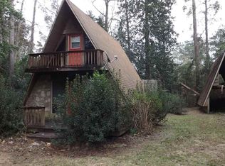 109 Red Wood Ln, Village Mills, TX 77663