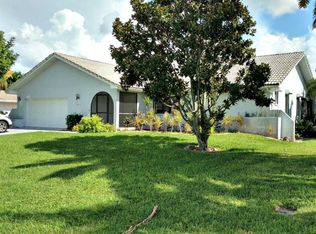 822 Monticello Ct, Cape Coral, FL 33904