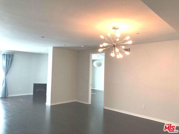 4th image of 637 S Fairfax Ave APT 404