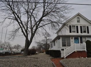 28 Prospect St, Keyport, NJ 07735