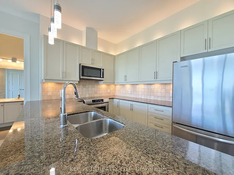 35 Baker Hill Blvd #Penthouse 9 — Photo 12