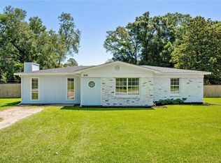 210 Autumn Dr, Saraland, AL 36571
