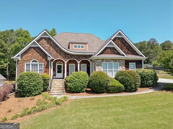 302 Shady Valley Dr, Carrollton, GA 30116