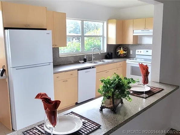 1038 Trinidad Ave, Fort Pierce, FL 34982