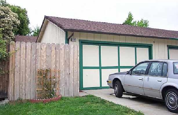 1st image of 2102 Banyon Dr