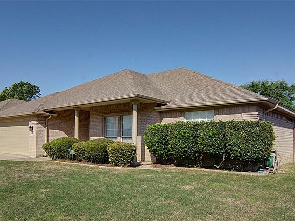 2nd image of 333 Bicole Dr