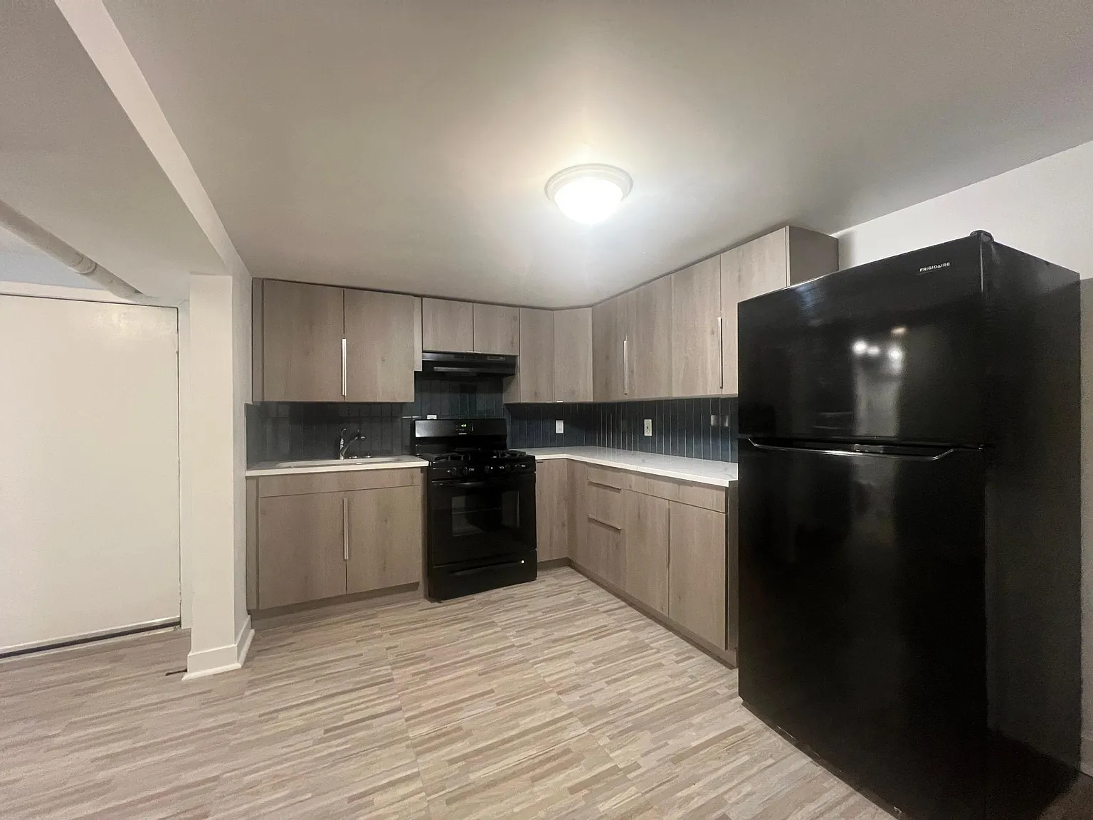 1606 S Austin Blvd — Photo 2