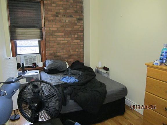 3rd image of 1035 Union St APT 3C